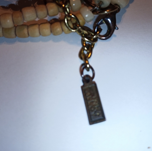 Jewelry Bundle with Necklaces & Bracelets - Picture 12 of 12